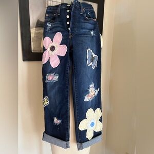 Levi’s ribcage straight ankle size 26 hand embroidery festival statement jeans